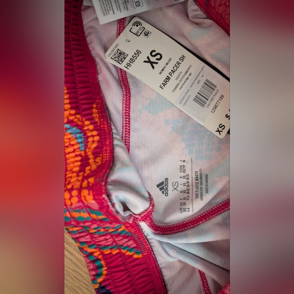 Adidas Farm Rio short - Picture 3 of 3